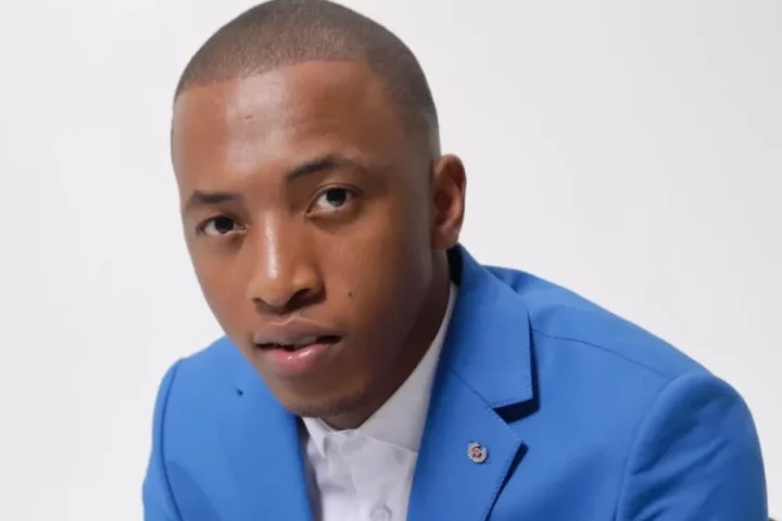 Dumi Mkokstad